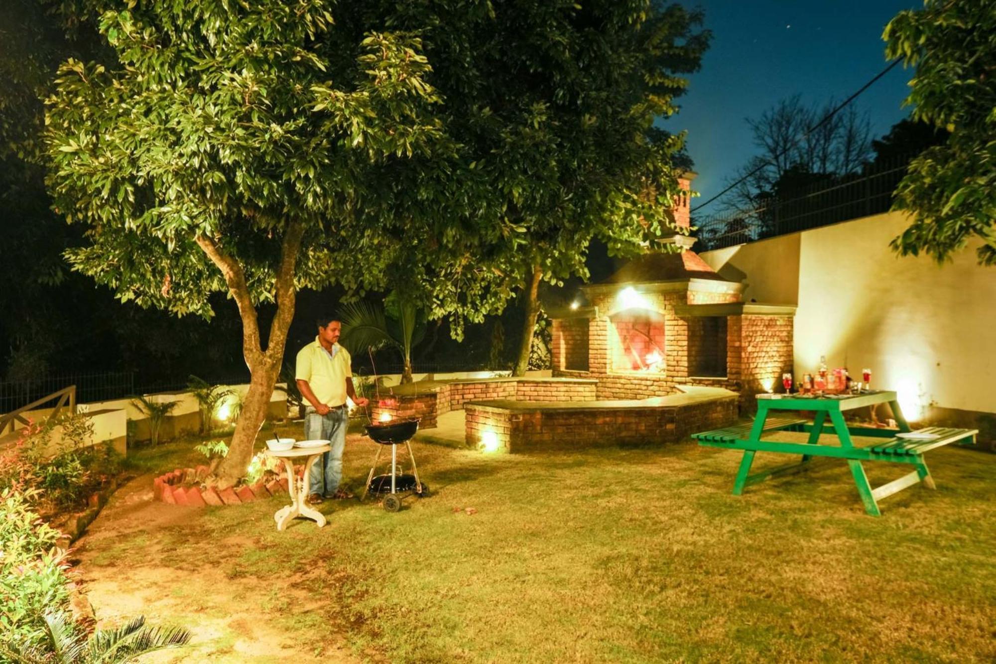 Villa Sierra Sky - Exquisite Elegant 4 Bedroom Villa Dehradun Exterior photo