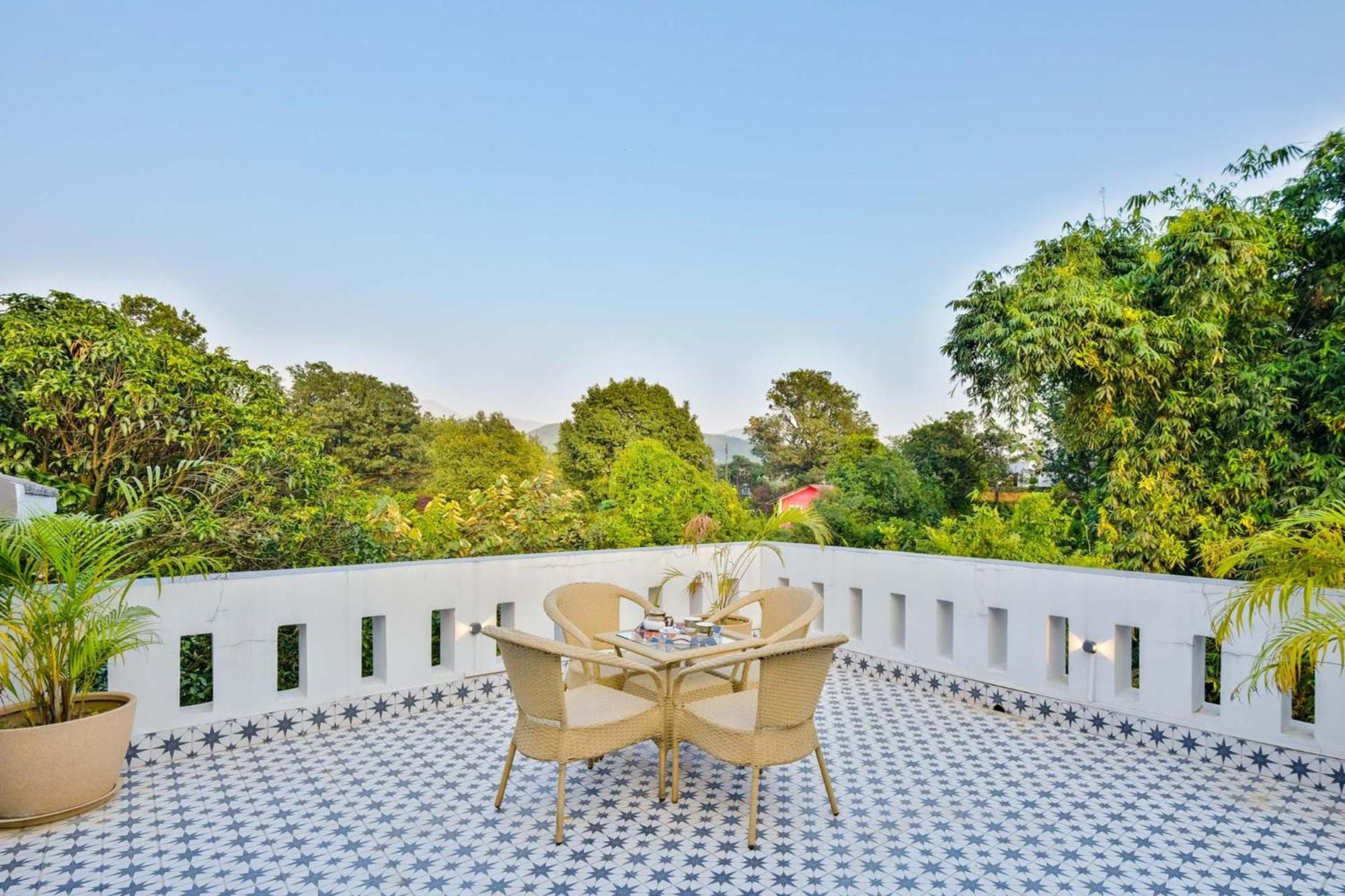 Villa Sierra Sky - Exquisite Elegant 4 Bedroom Villa Dehradun Exterior photo